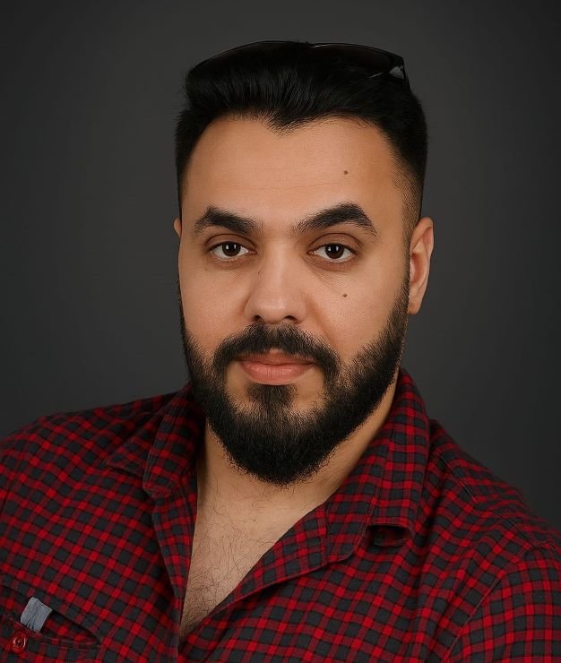 Head of Operations at IFZ Logistics managing transport and delivery services.